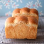 自家製酵母とホシノ酵母で「生クリーム食パン」うりふたつ