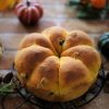 花茶酵母の「かぼちゃレーズンパン」（ジャスミンティ酵母）